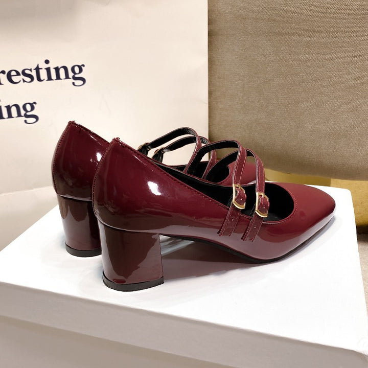 Women's patent Mary Jane pumps with double adjustable straps and mid-height block heel Mune Fashion