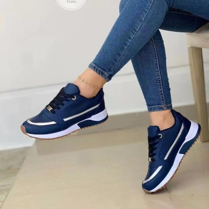 Damen Komfort-Keil-Sneaker im Retro-Sportstil Mune Fashion