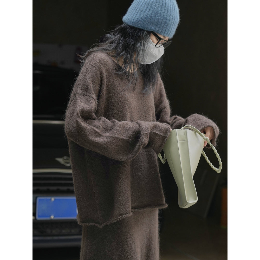 Women's Oversized Sweater in Mohair Look with Wide Round Neckline and Extra Soft Fiber Mune Fashion