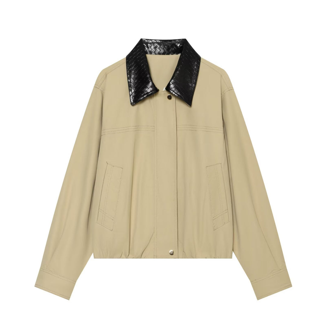 Women's short bomber-style jacket with contrasting embossed faux leather collar Mune Fashion