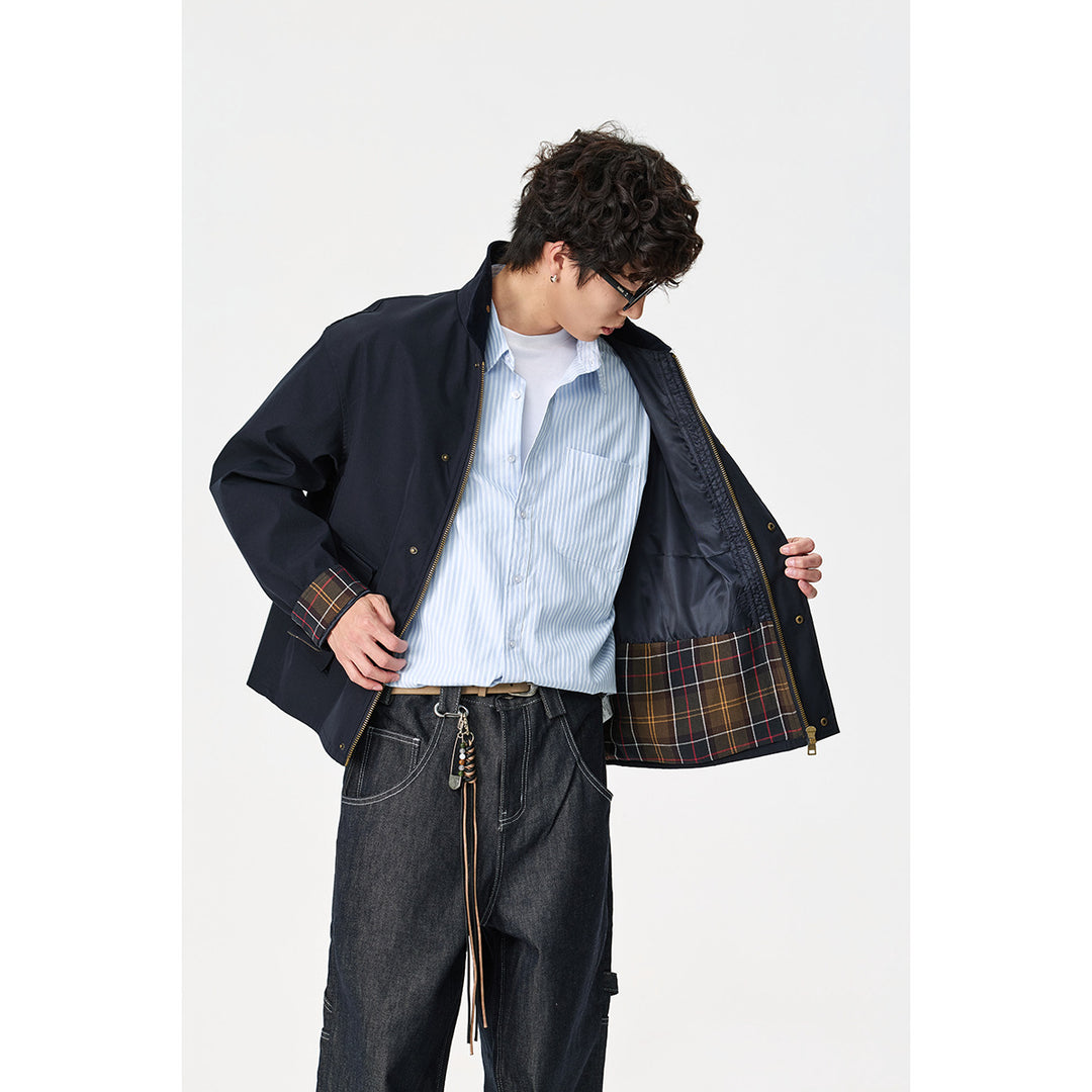 Men's Short-Cut Canvas Field Jacket with Cord Collar and Concealed Snap Placket Mune Fashion