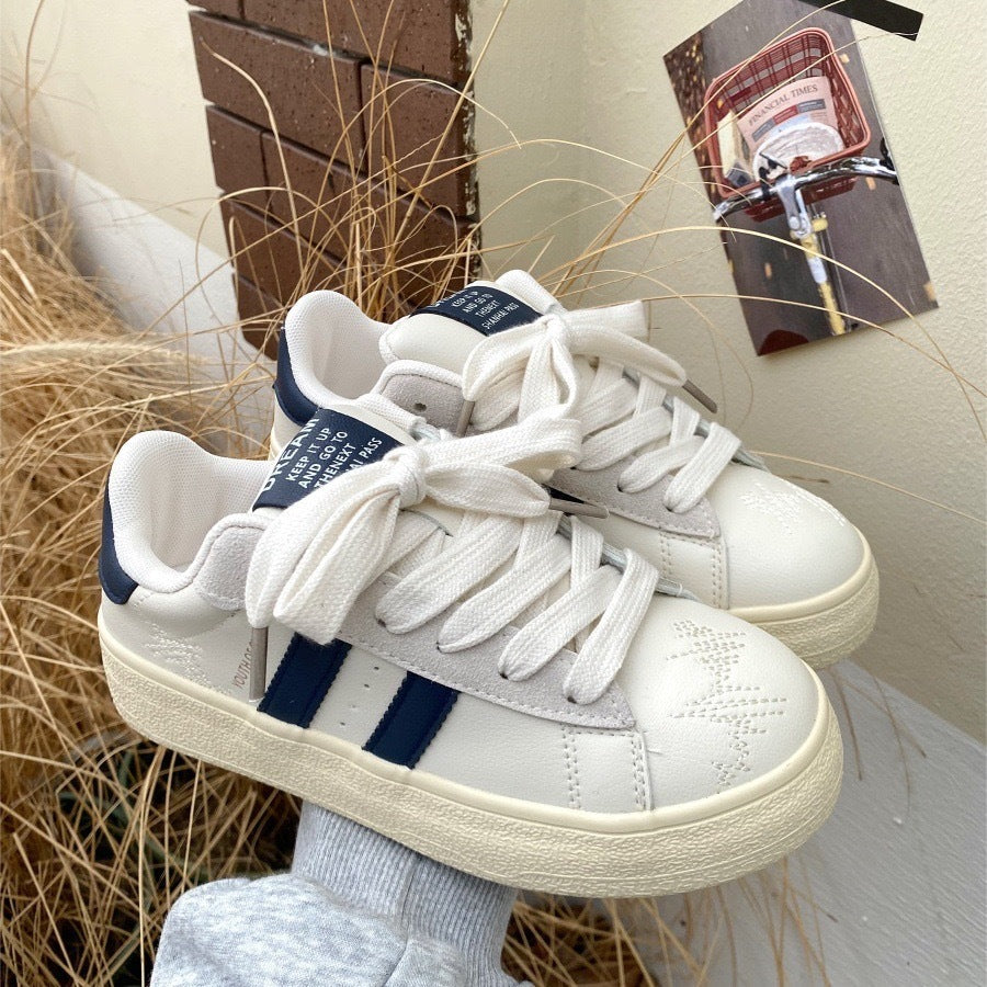 Women's sneakers made of high-quality leather with a modern design Mune Fashion