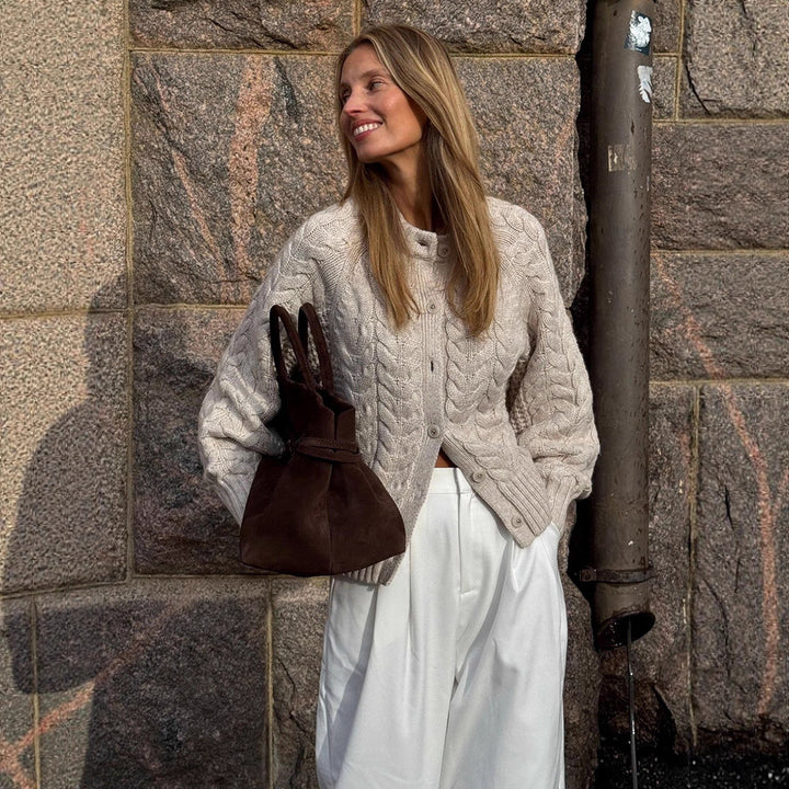 Women Chunky Knit Cable Pattern Cardigan with Balloon Sleeves Mune Fashion