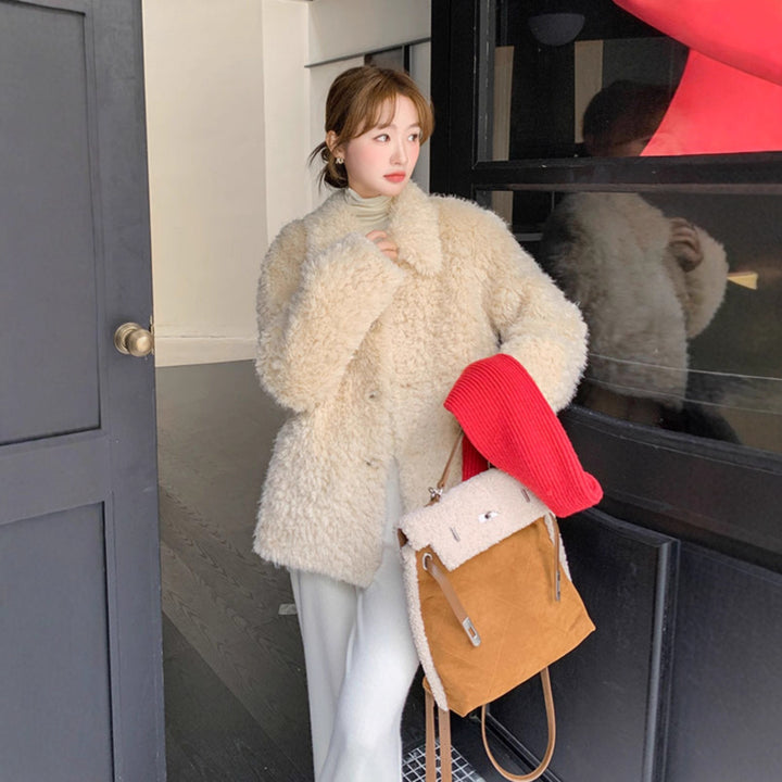 Women's Short Teddy Coat with Cozy Faux Fur Texture and Classic Collar Mune Fashion