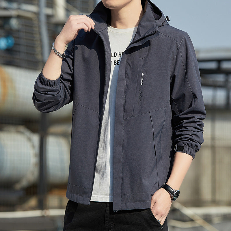 Men's Lightweight Hooded Softshell Jacket with Windproof Membrane and Minimalist Urban Cut Mune Fashion