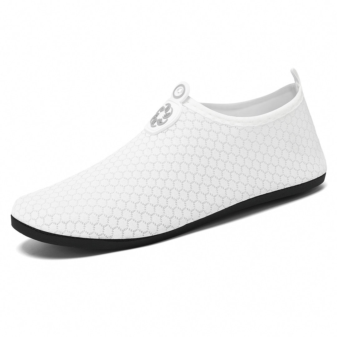 Women's lightweight knitted water shoe Slip-On with seamless sock shaft and non-slip rubber sole Mune Fashion