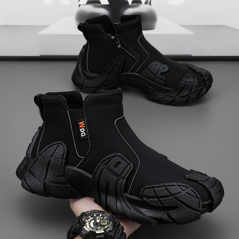 Men's robust technical Chelsea boots with neoprene-like shaft, side zipper and profiled off-road outsole Mune Fashion