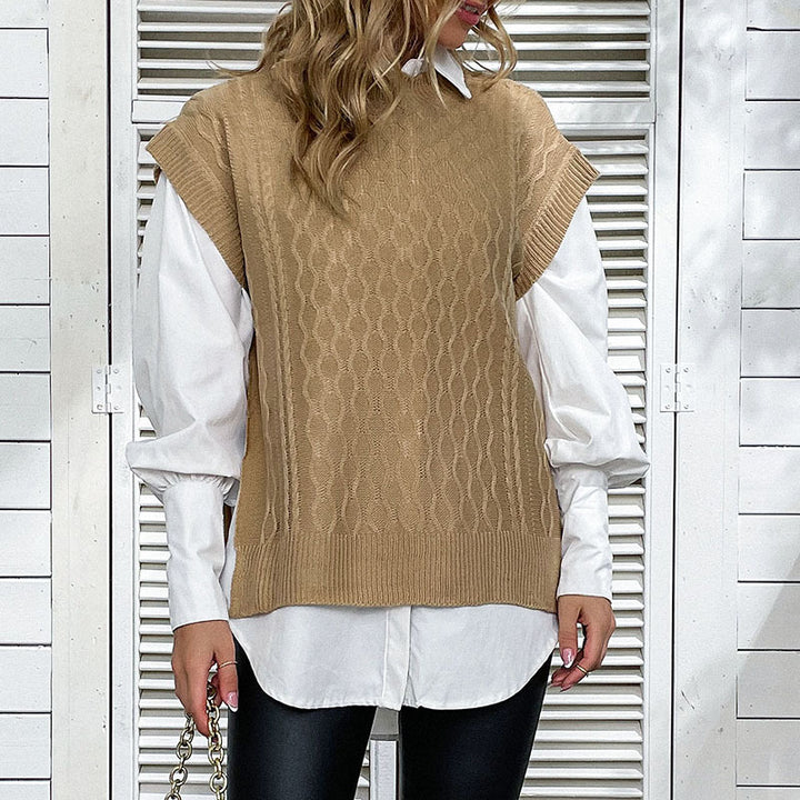 Women's Oversize Knit Vest with Cable Pattern and Round Neckline Mune Fashion