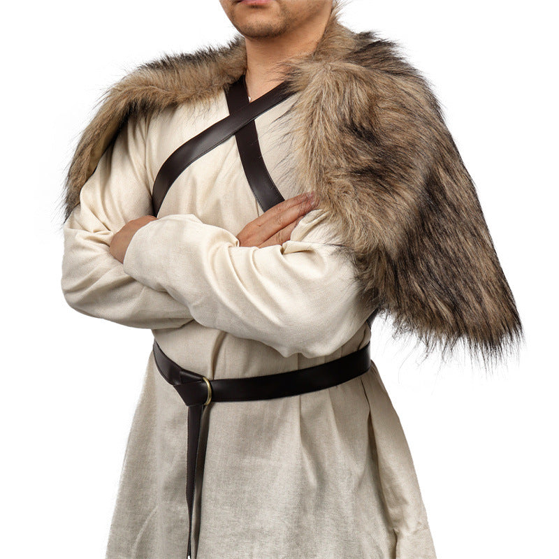 Men's Viking-inspired shoulder cape made of soft faux fur with adjustable leather straps Mune Fashion