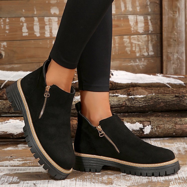 Damen Kurzschaft-Stiefeletten aus Veloursoptik mit seitlichem Reißverschluss und grober Profilsohle Mune Fashion