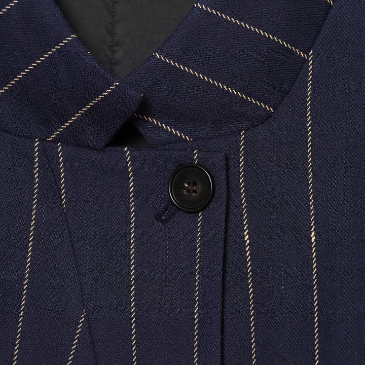 Ladies short blazer in boxy cut with stand-up collar and pinstripes Mune Fashion