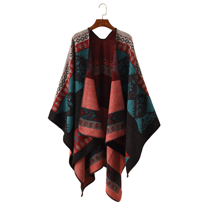 Women's Oversize Poncho made of jacquard knit with geometric ethnic pattern Mune Fashion