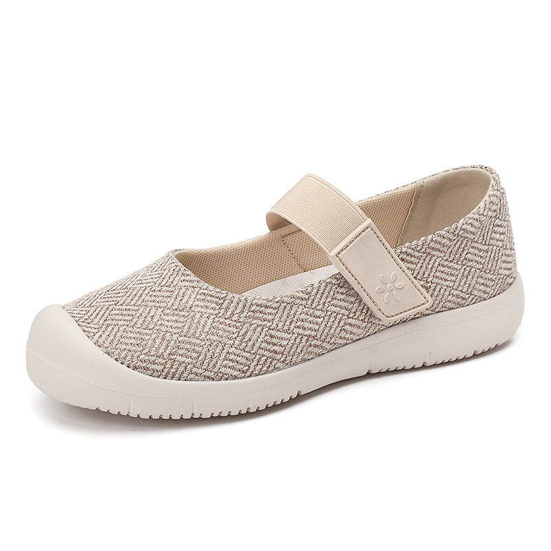 Ladies' comfortable knitted strap ballerina with adjustable hook-and-loop fastener and flexible rubber outsole Mune Fashion
