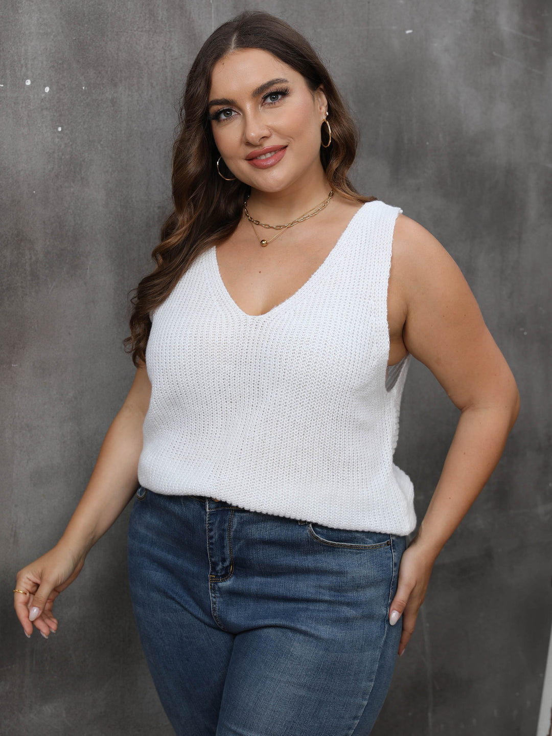 Women's airy knit top with V-neck Mune Fashion
