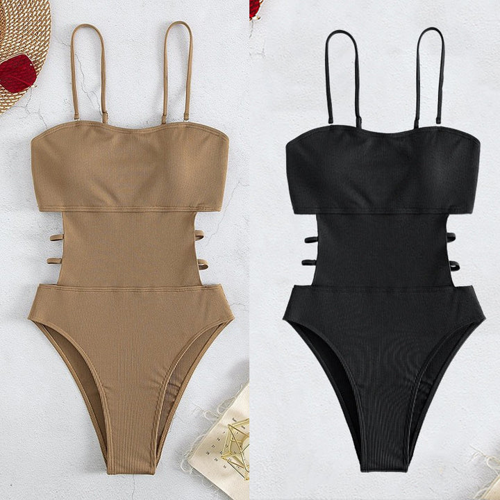 Women's one-piece swimsuit with elegant cut and side straps Mune Fashion