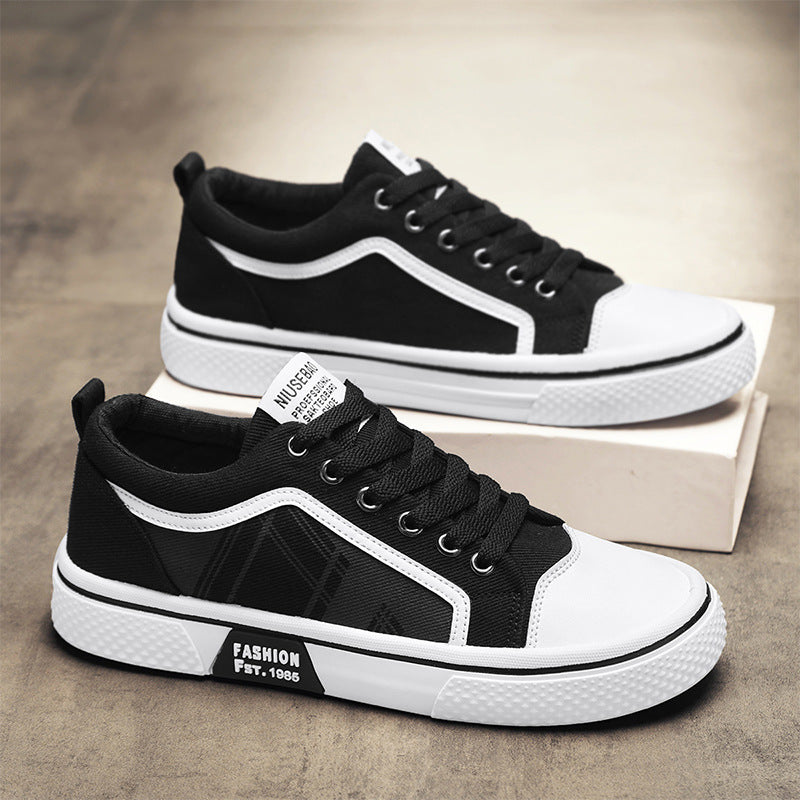 Women Fashionable Low-Top Sneakers with Graphic Accents Mune Fashion