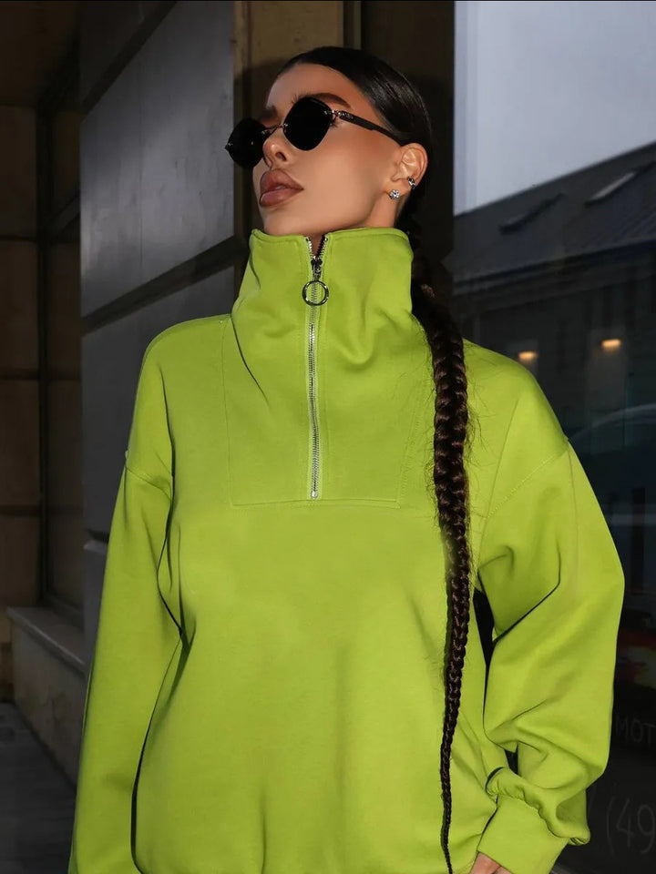 Women's casual sweat set with a half-high zipper collar and wide joggers Mune Fashion