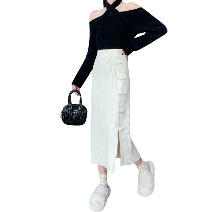 Ladies Elegant and sophisticated knitted skirt with side slit Mune Fashion