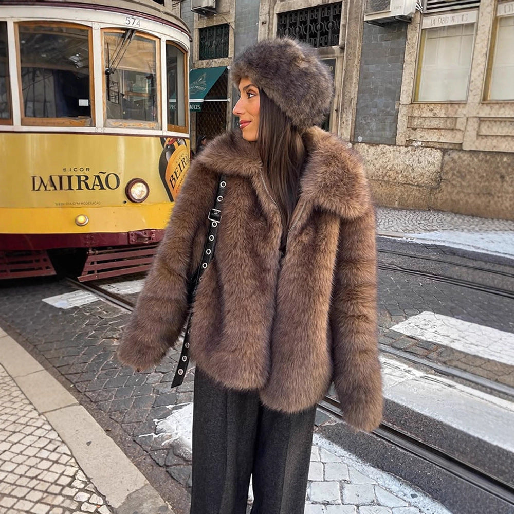 Women's Short Cut Voluminous Faux Fur Coat with Wide Shawl Collar Mune Fashion
