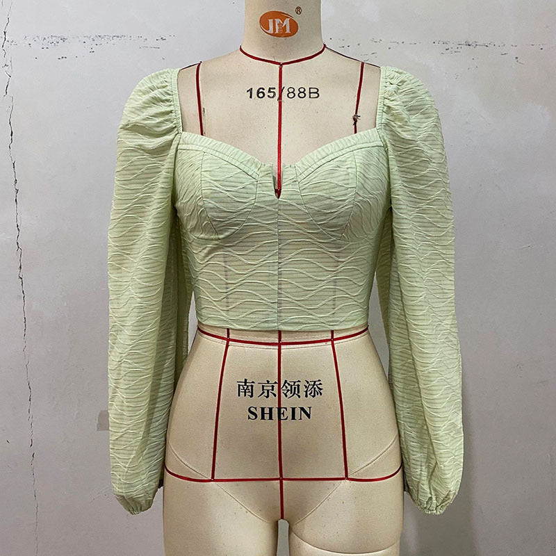Women Short Bustier Cropped Top with Heart-Shaped Neckline, Puff Sleeves and Textured Chiffon Look Mune Fashion