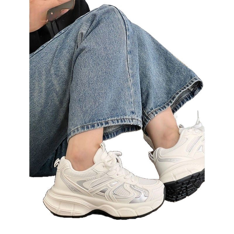 Women Sports Sneakers with breathable upper material and cushioning sole Mune Fashion