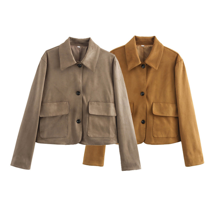 Women's cropped shirt jacket made of microfiber velour with large flap pockets Mune Fashion