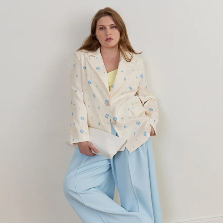 Women’s boxy cut blazer with floral all-over print and flap pockets Mune Fashion