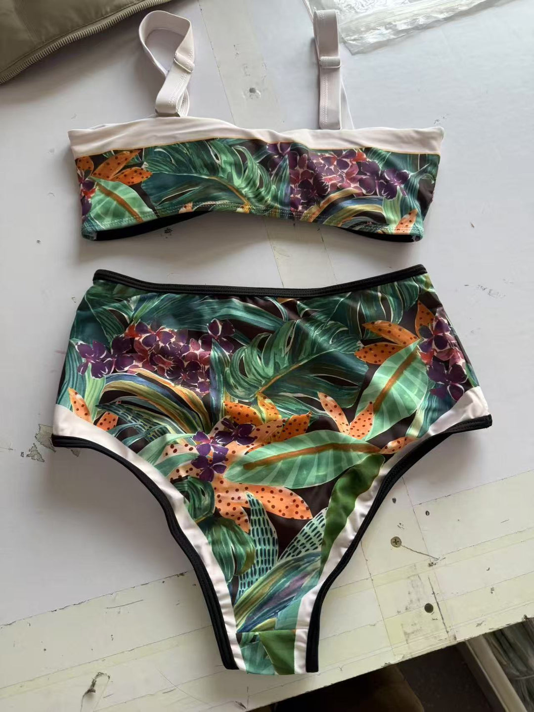 Women's High-Waisted Bikini Set with Floral Pattern and Adjustable Straps Mune Fashion