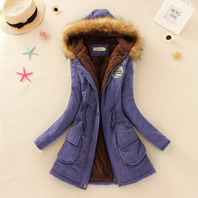 Women's padded parka with faux fur hood, teddy lining and drawstring at the waist Mune Fashion