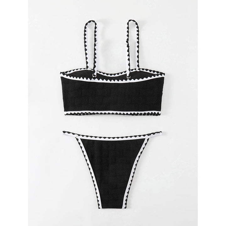 Women's bikini set with textured top and narrow briefs Mune Fashion