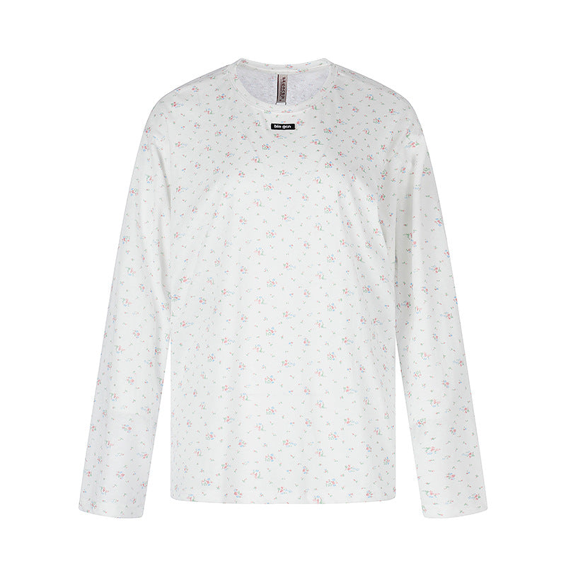 Women's long-sleeve shirt with delicate floral print and round neckline Mune Fashion