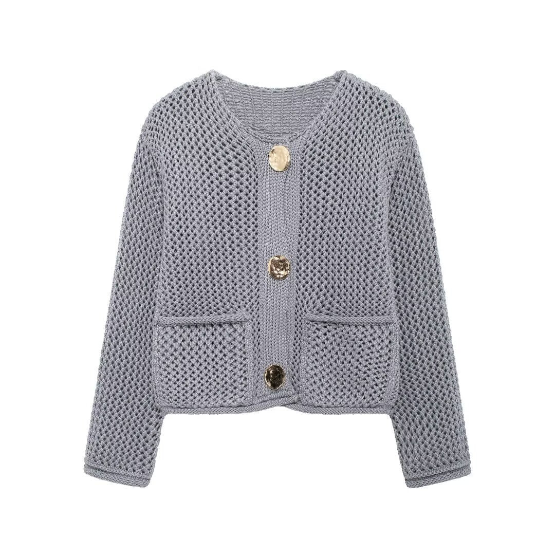 Women's cardigan with open mesh structure, decorative buttons and patch pockets Mune Fashion