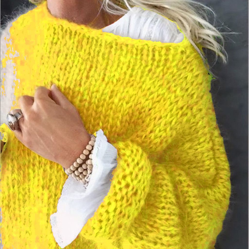 Women's Short Cut Fluffy Chunky Knit Sweater with Dropped Shoulder Mune Fashion