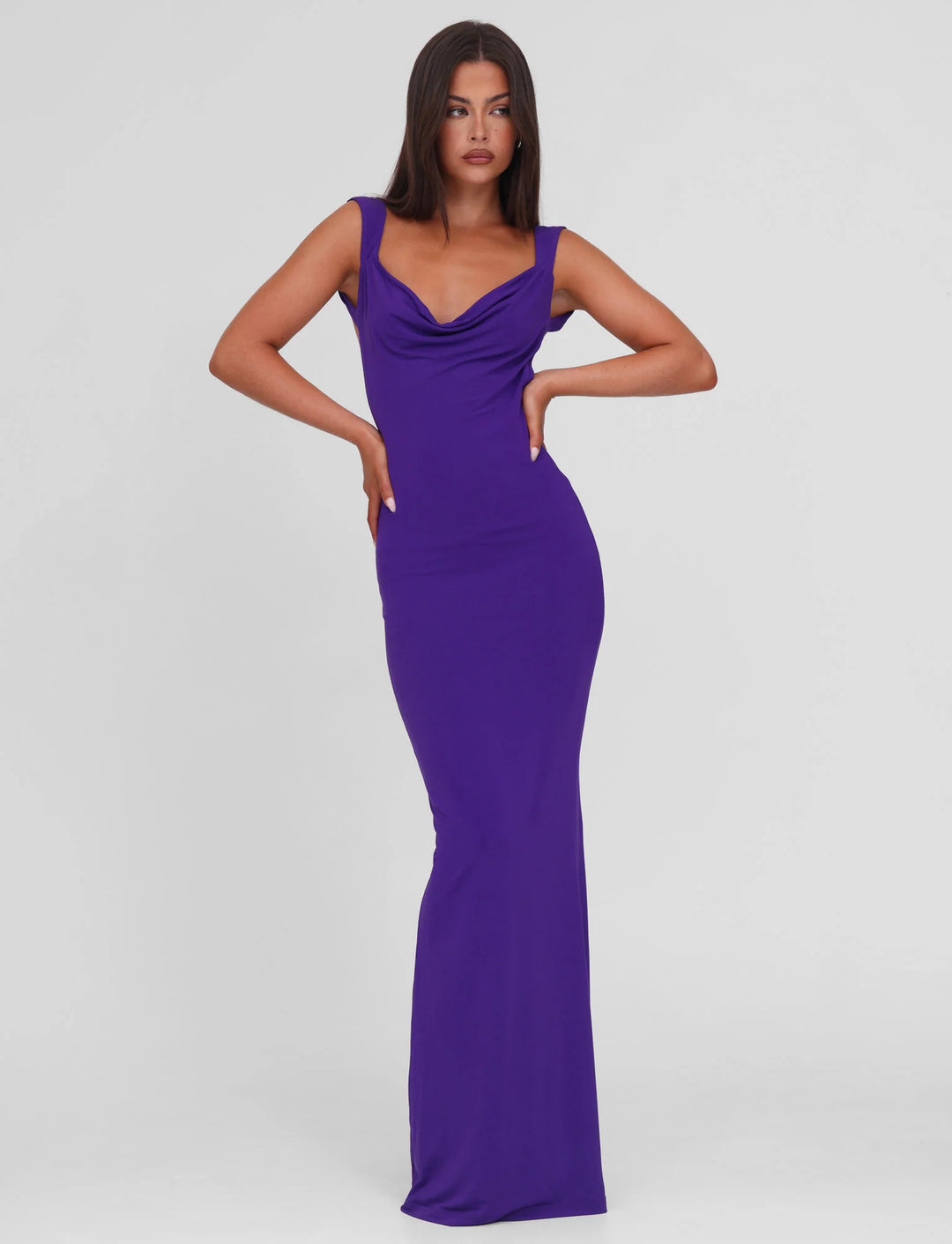 Women's body-hugging evening dress with square neckline and wide straps Mune Fashion