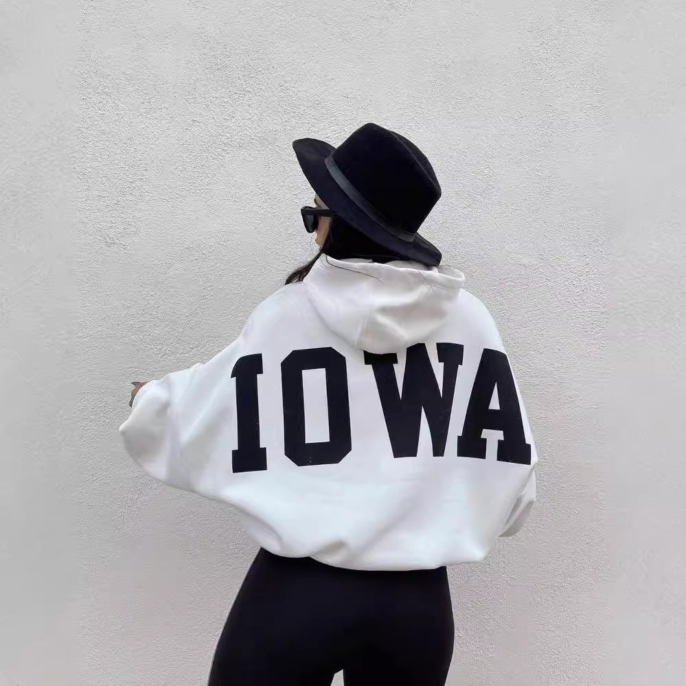Women Oversized Cropped Hoodie with large lettering, hood and relaxed fit Mune Fashion
