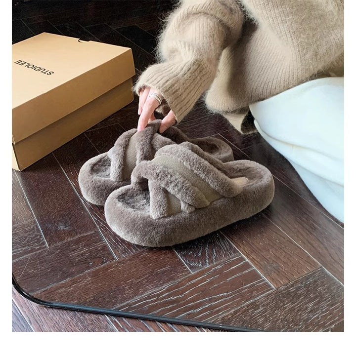 Ladies Lined Cozy Slippers with Teddy Lining and Profiling Anti-Slip Sole Mune Fashion