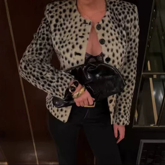 Women Short Faux Fur Jacket with Leopard Print and Round Neck Mune Fashion