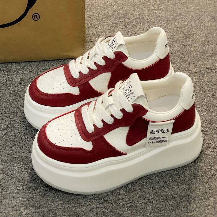 Ladies sneakers with high platform and breathable upper material Mune Fashion