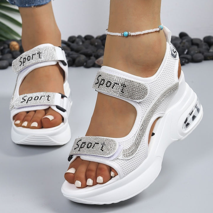 Women's sporty platform sandals with mesh upper, Velcro closure and decorative stones Mune Fashion