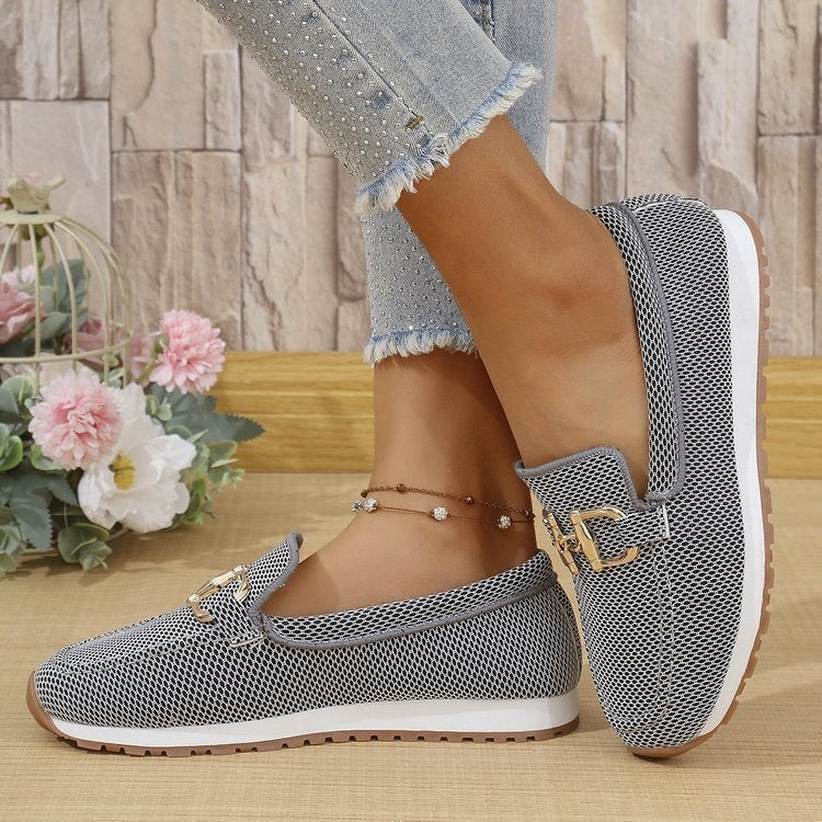 Ladies Breathable Mesh Slippers with Decorative Metal Buckle Mune Fashion