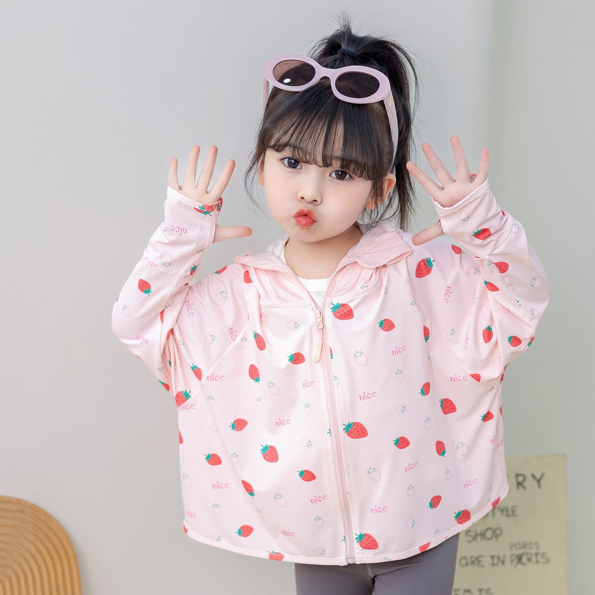 Women's Breathable Sports Jacket with Light UV Protection Mune Fashion