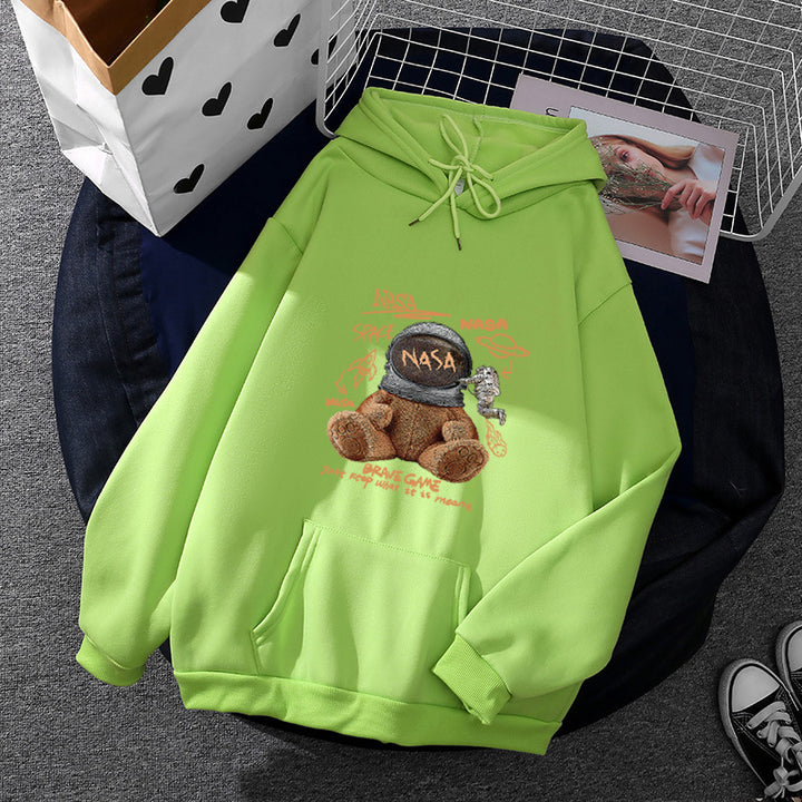 Women casual hoodie with astronaut teddy print, kangaroo pocket and soft fleece lining Mune Fashion