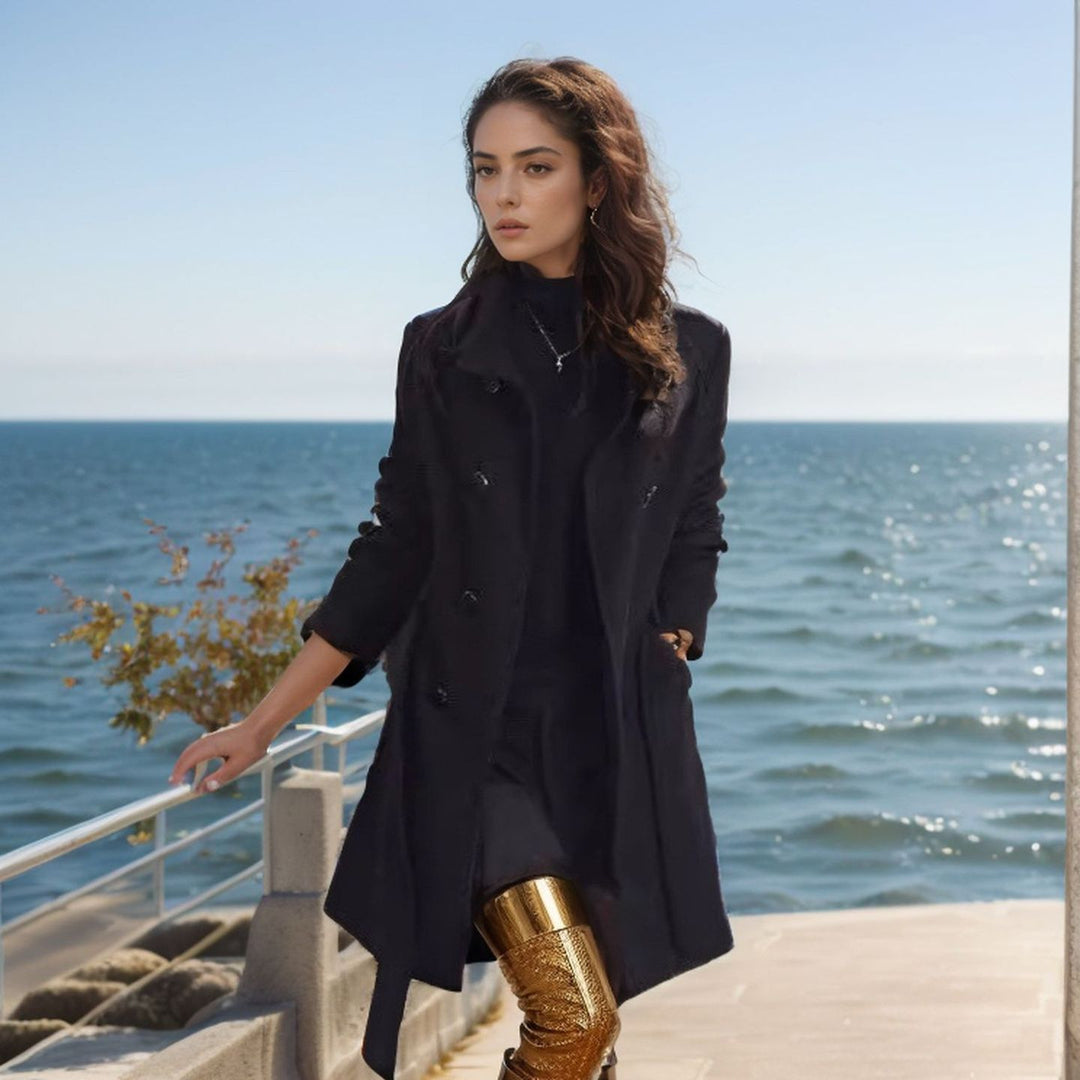 Women long coat with frayed edges, tailored silhouette and double-breasted Mune Fashion