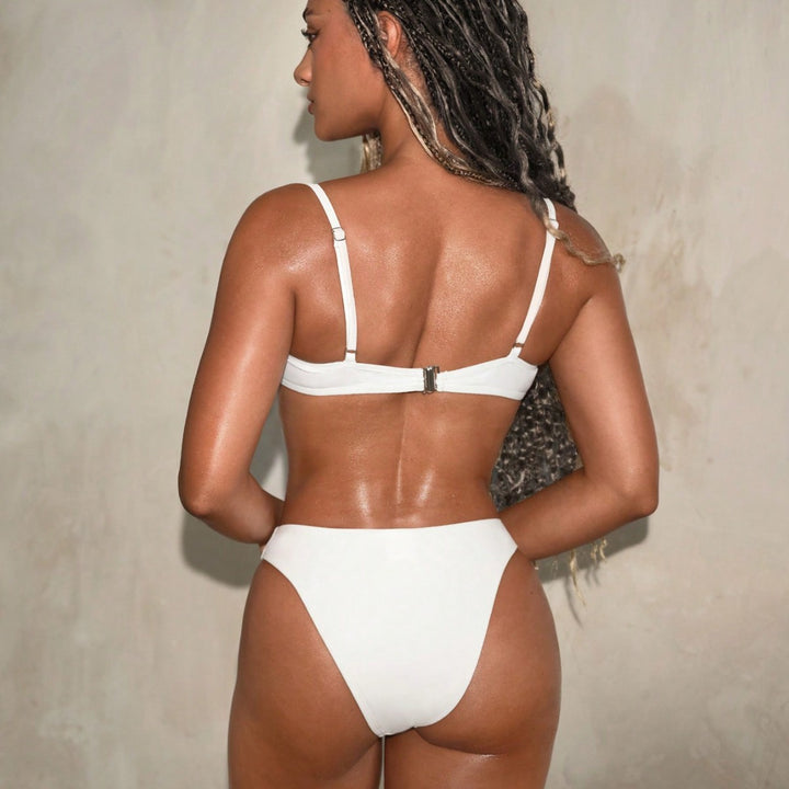 Women Elegant Bikini with stylish gold accents Mune Fashion