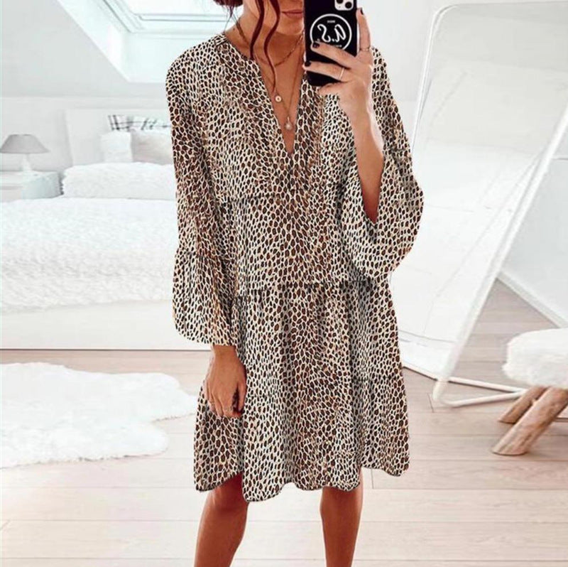 Women's cropped A-line tunic dress with deep V-neck, tiered skirt, and wide batwing sleeves Mune Fashion