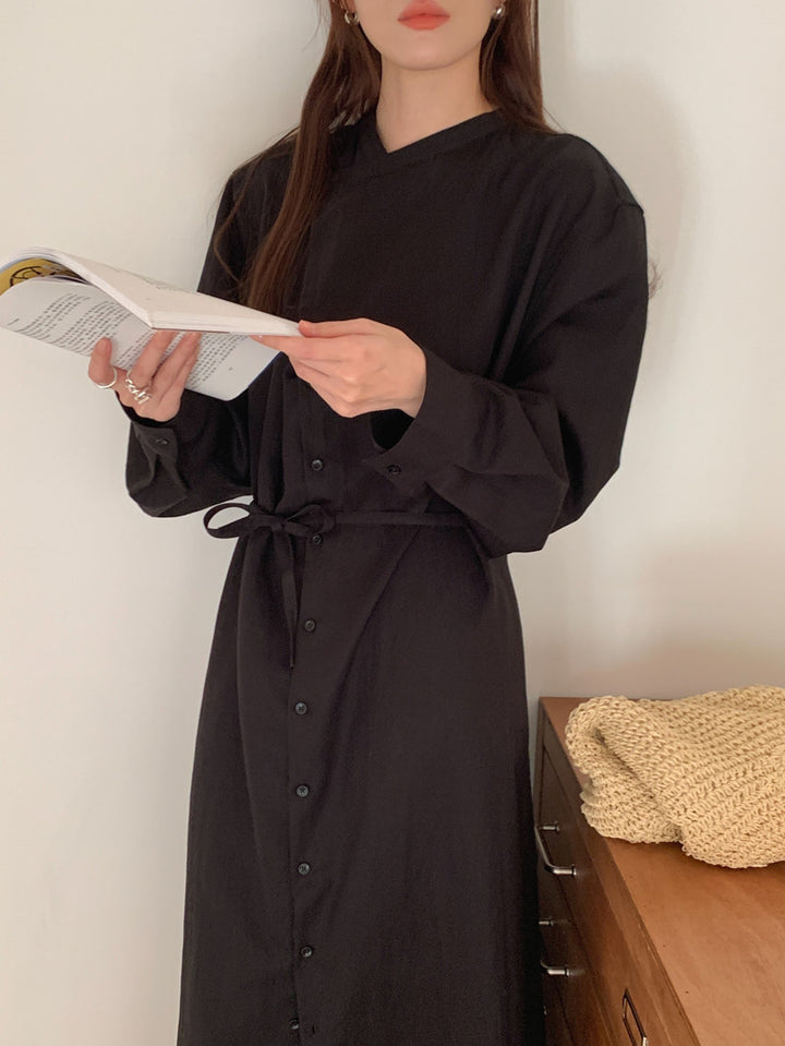 Women Long Shirt Dress with V-neck, full-button placket, and waist belt Mune Fashion