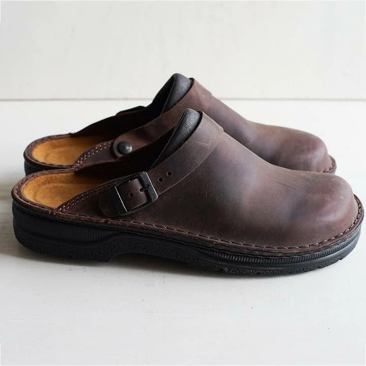 Men's Closed Leather Clogs with Adjustable Strap and Padded Footbed Mune Fashion