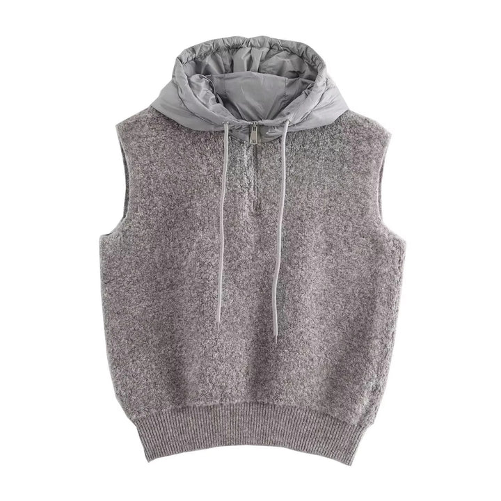 Women's sleeveless knitted vest with quilted hood and half zip Mune Fashion