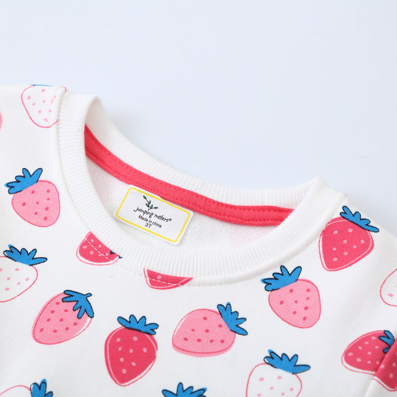 Girl's sweatshirt with cheerful strawberry pattern Mune Fashion