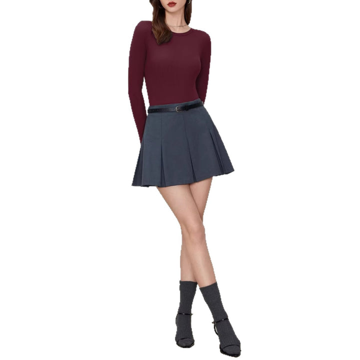 Women's Fitted Ribbed Long Sleeve Basic Shirt with Round Neckline and Stretch